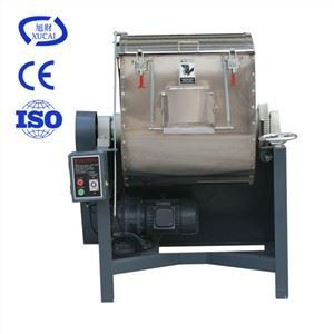 Plastična miješalica